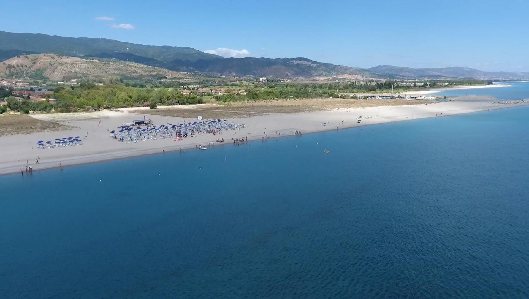 Club Esse Aquilia Beach Village Badolato Marina Екстериор снимка